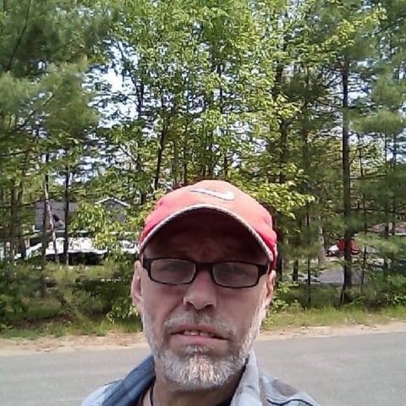 Profile Picture of Michael Kasper (@michaelkasper) on Poshmark