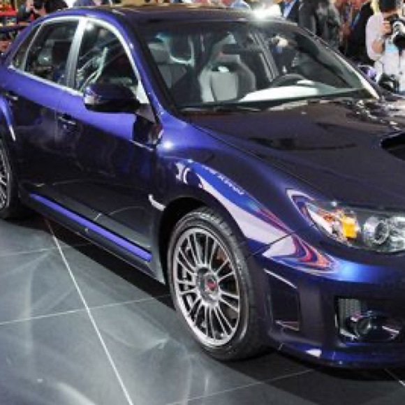 Audrey Brousseau - Poshmark Profile Picture of Audrey Brousseau (@audreybrouss155) on Poshmark