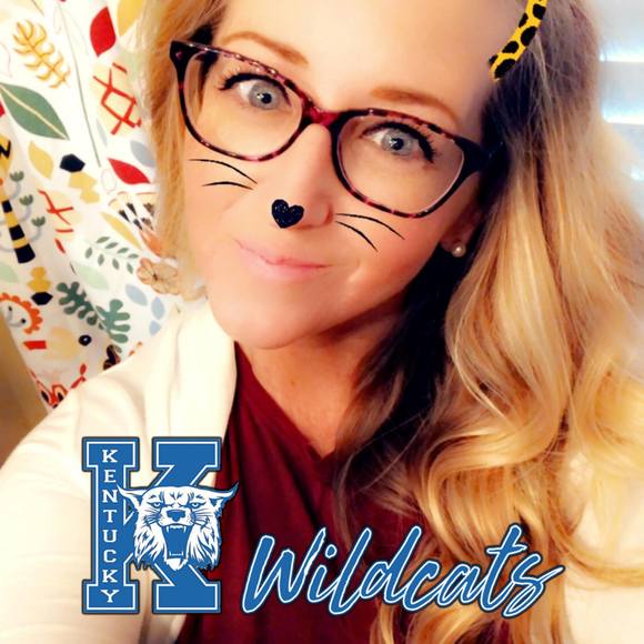 Profile Picture of Carly Croley (@carly12773) on Poshmark