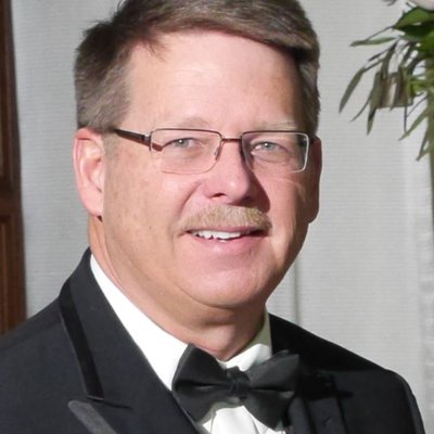 Profile Picture of Vince Regan (@vinceregan) on Twitter