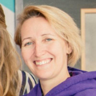 Profile Picture of Lisa Calvert (@lisa_clav) on Twitter