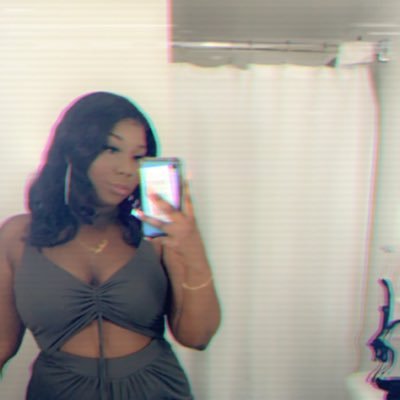 Profile Picture of Nina Mosley ♥️ (@LookItsAndreaa_) on Twitter