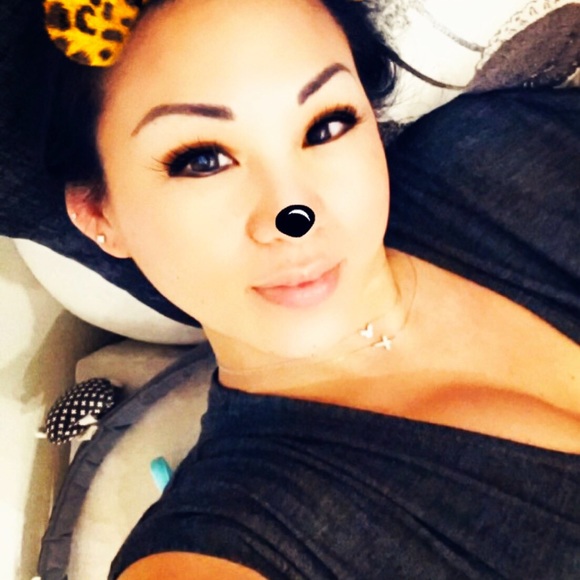 Profile Picture of Cassi ann Taniguchi (@cassiann808) on Poshmark