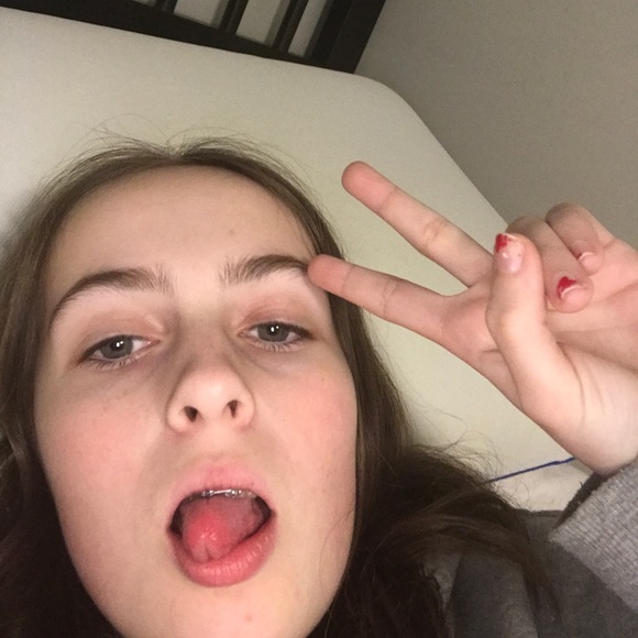 Profile Picture of Allison Thompson (@all1son_t) on Poshmark
