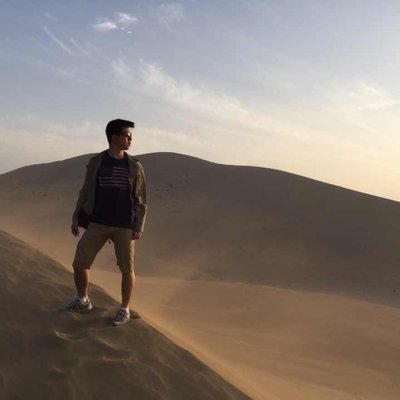 Profile Picture of Robin Luo (@LzyRobin) on Twitter