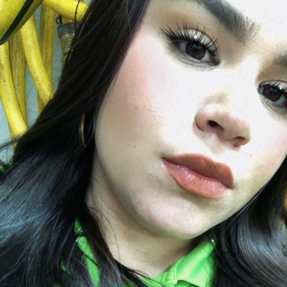 Profile Picture of Joelis Del valle (@delvallejoelis) on Poshmark