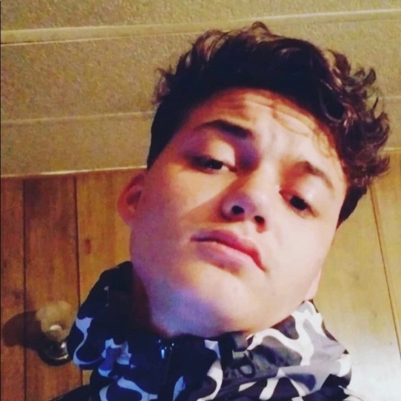 Profile Picture of Joshua Branham (@young38prince) on Poshmark