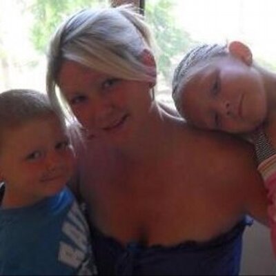 Amanda Halloran - Twitter Profile Picture of Amanda Halloran (@mand1e85) on Twitter