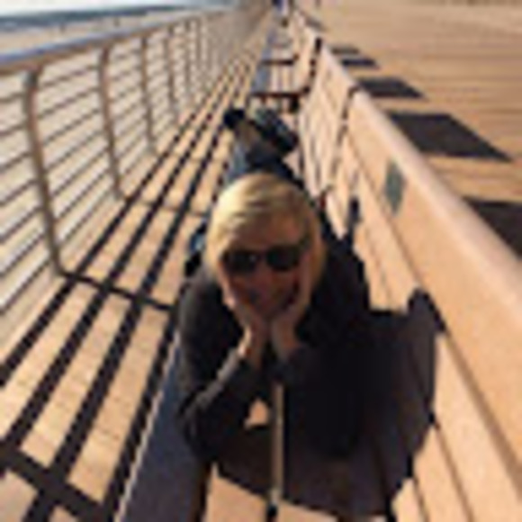 Profile Picture of Claudine Demarrais (@cdemarrais17) on Poshmark