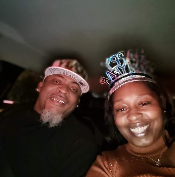 Profile Picture of John Wiley (@dadondada08) on Poshmark