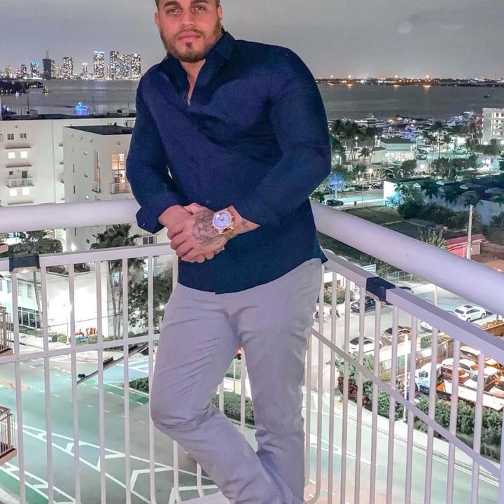 Profile Picture of Paul (@paulglab293) on Tiktok