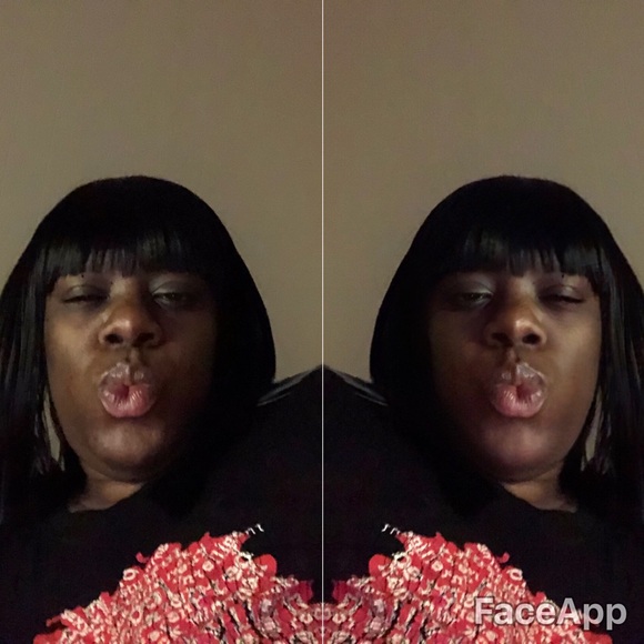 Profile Picture of Tawanna Mandigo (@tawannamandigo) on Poshmark