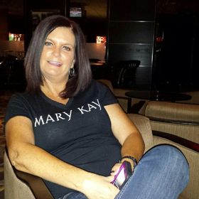Profile Picture of Rebecca Leonard Johnson (@rebeccalynn7401) on Pinterest