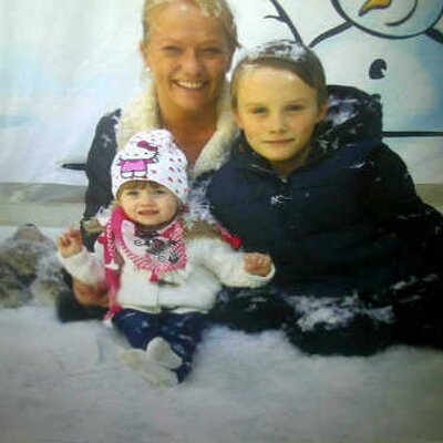 Profile Picture of Jacqueline Pearce (@jacquiepearce3) on Twitter