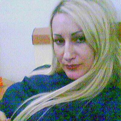 Profile Picture of ırına (@ursol2016) on Twitter