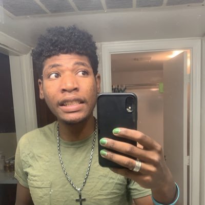 Profile Picture of Ian Richard Kiaal Zapata (@zapata_ian) on Twitter