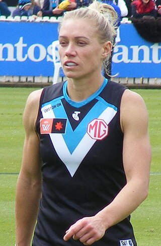 Profile Picture of Erin Phillipson Wikipedia