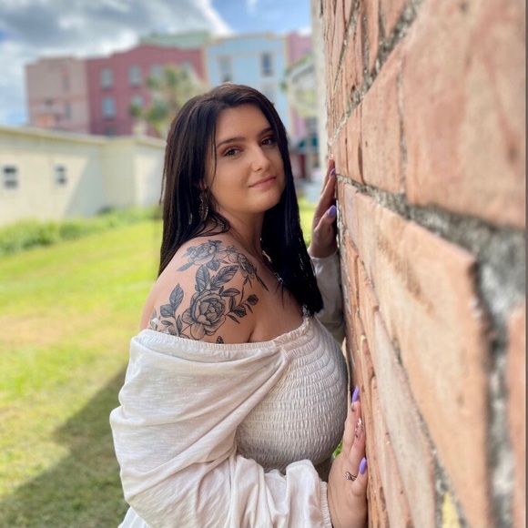 Profile Picture of Kalen Riddling (@kalen_008) on Poshmark