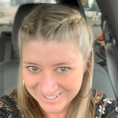 Profile Picture of Wine Julia (@WineJulia) on Twitter
