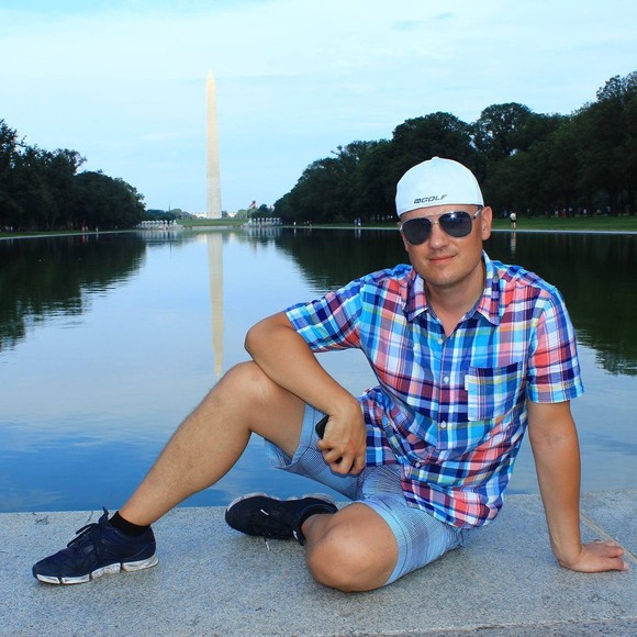 Profile Picture of Mariusz Tarasewicz (@mariotrs) on Poshmark