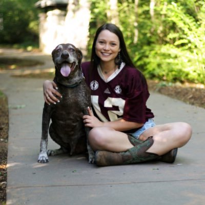 Profile Picture of Hayley Hoffman (@HoffmanHayley) on Twitter