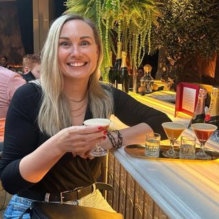 Profile Picture of Clair Kerry (@clairwithoutane) on Instagram