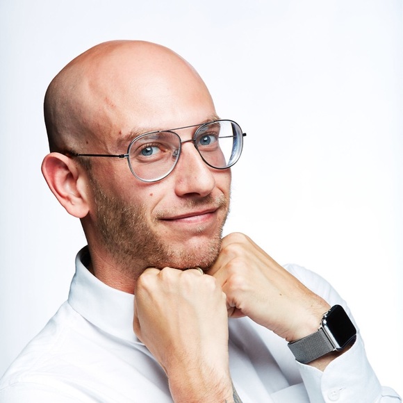 Profile Picture of Jonathan Stein (@steinstone) on Poshmark