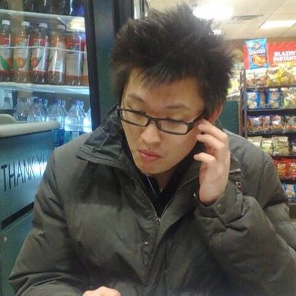 Profile Picture of Peng Liu (@lin1122423) on Poshmark