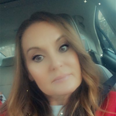 Profile Picture of Nadine Howell (@NadineH43949276) on Twitter