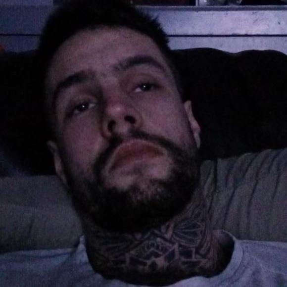 Profile Picture of Jonathan Beland-pepin (@jo_sk8_11_9) on Poshmark