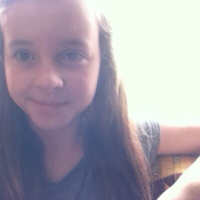 Profile Picture of Olivia Weir (@LivieBean) on Twitter
