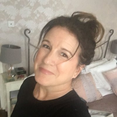 Profile Picture of Laura Lovejoy (@eveshamgirl) on Twitter