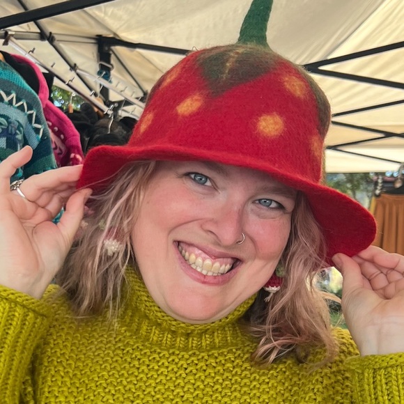 Profile Picture of Katie Walters (@katiewalters708) on Poshmark