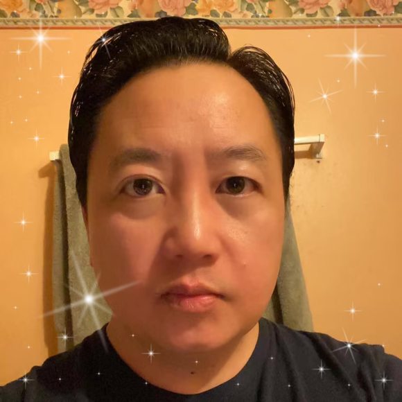 Profile Picture of Tou Chasengnou (@tlcha2008) on Poshmark