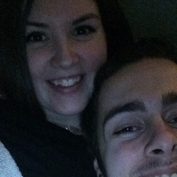 Profile Picture of Taylor Oleksiak (@tayoleksiak) on Poshmark