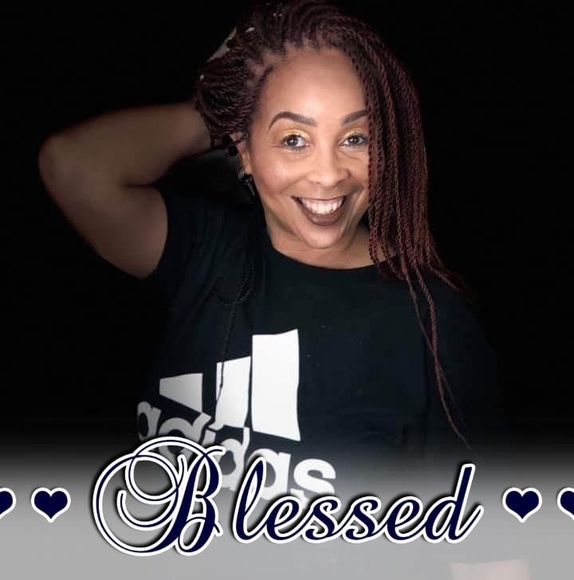 Profile Picture of Bernice Walker (@bwalker71) on Poshmark