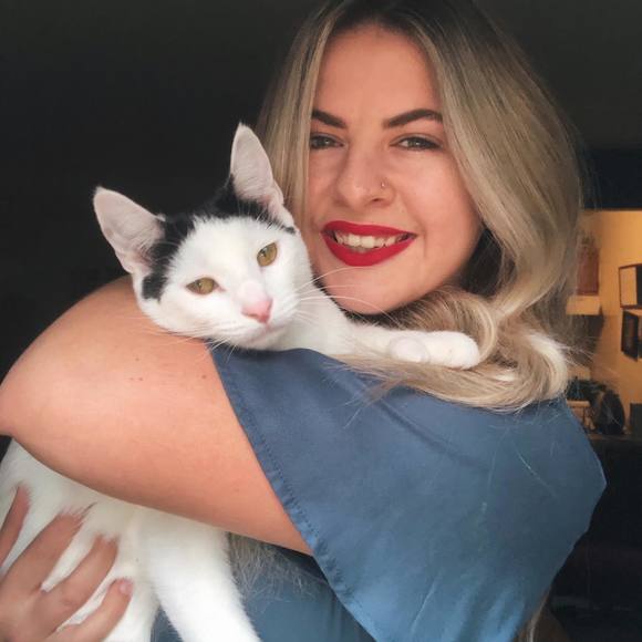 Profile Picture of Kate Haley (@katehaley10) on Poshmark