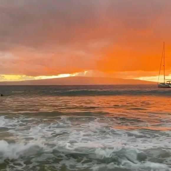 Profile Picture of Sissa Sissa (@sissat1969) on Poshmark