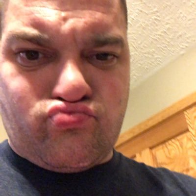 Profile Picture of brian detore (@BrianDetore) on Twitter