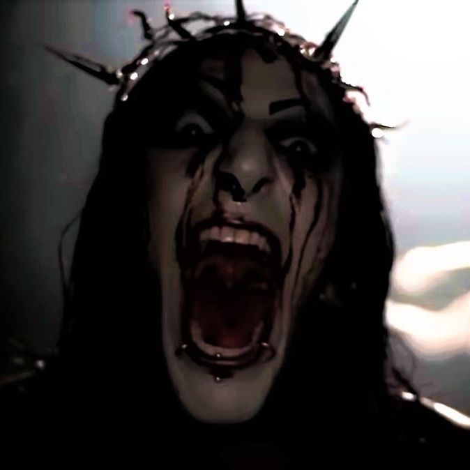 Profile Picture of 𝖆𝖑𝖊𝖝𝖆𝖓𝖉𝖊𝖗 (@6oundbyoath) on Tiktok