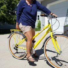 Profile Picture of Laura Reese (@nerdgirl1968) on Twitter