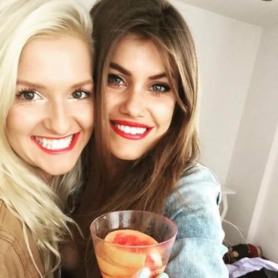 Profile Picture of Harriet Evans (@HarrietEvans22) on Twitter