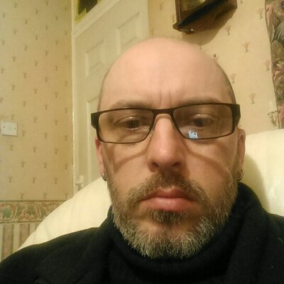 Profile Picture of Philip Burrows (@syco71burrows) on Twitter