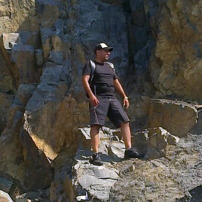 Profile Picture of Hugo Enciso (@platino888) on Twitter