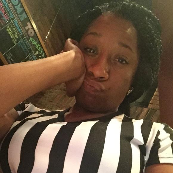 Profile Picture of Chenelle Avent (@sexy_nelle) on Poshmark