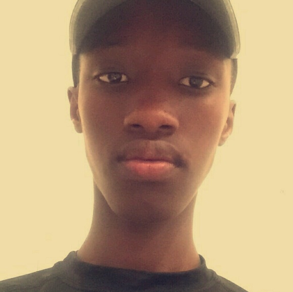 Profile Picture of Felix Jeff (@felixjeff) on Poshmark
