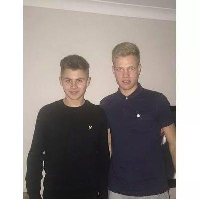 Profile Picture of Dean Currie (@Deancurrie00) on Twitter