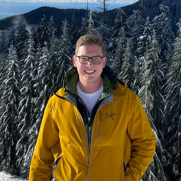 Profile Picture of Austin Neufeld (@sk8it296) on Poshmark