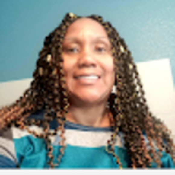 Profile Picture of Crystal Eaddy (@ceaddy2000) on Poshmark