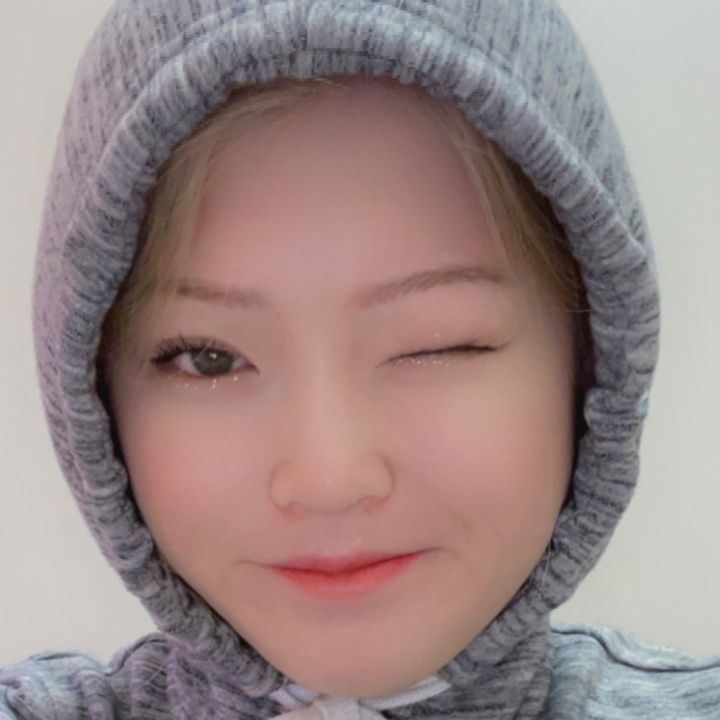 Profile Picture of Lydia Han (@@lydiahan) on Tiktok